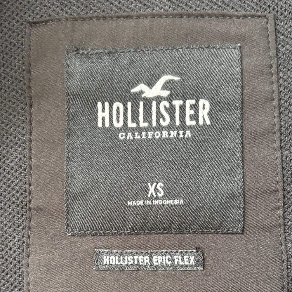 Hollister Epic Fleece Black Jacket - Picture 2 of 2
